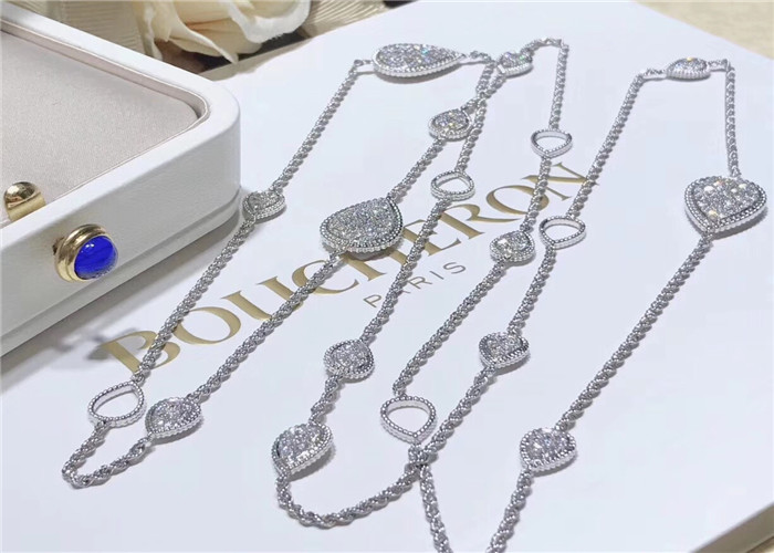 China 13 Paved Motifs 18K White Gold Diamond Necklace For Wedding Anniversary factory