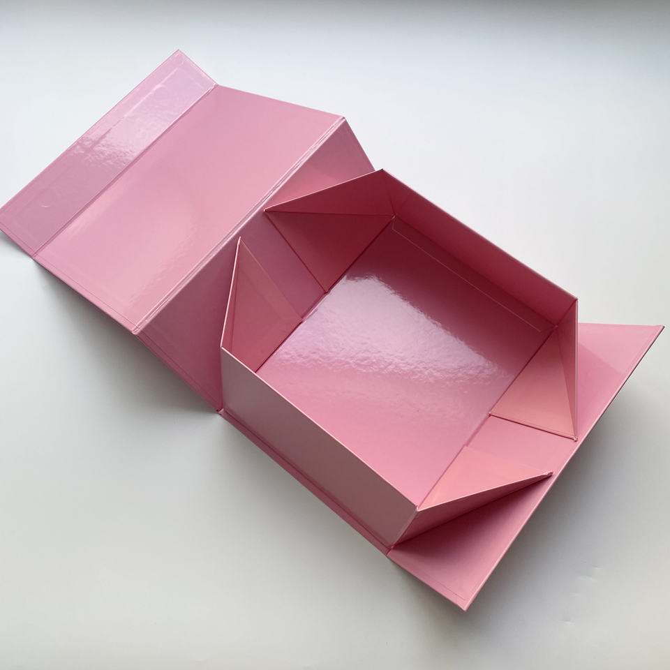 China Custom Luxury Glossy Pink Package Folding Paper Box Magnetic Foldable Gift Box With Magnetic Lid factory