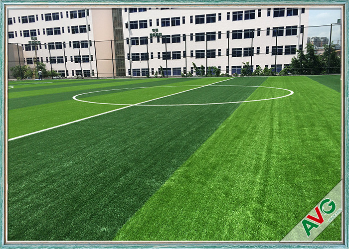China Olive Shape Football Field Soccer Artificial Grass Anti UV 2 / 4 / 5m Roll Width factory