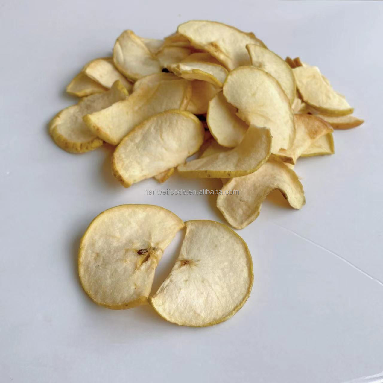 China Semi Soft Fried Apple Slices Broccoli Dried Apple Chips Maltose Syrup factory