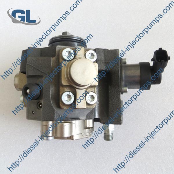 Quality GENUINE Common Rail Bosch Fuel Injector Pump 0445010136 0445010195 For NISSAN for sale