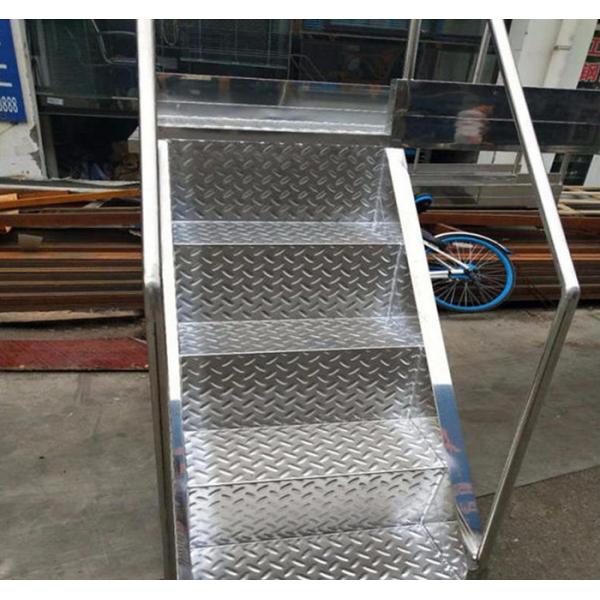 Quality 2mm Plate 304 201 Custom Stainless Steel Sheet Metal Fabrications Design Anti-Skid for sale