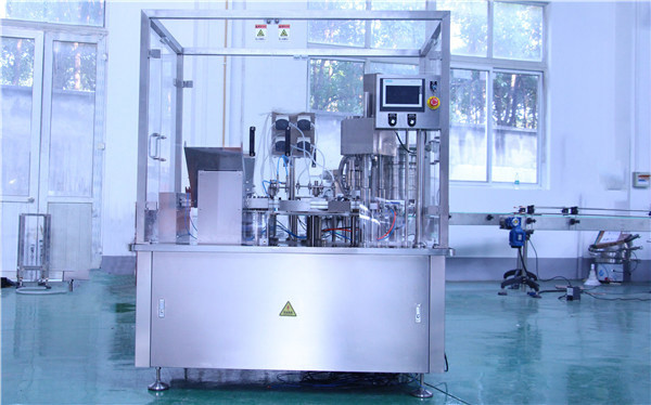 Quality 1000ml Oil Filling Machine Automatic Bottle Filling Capping Labeling And Sealing Machine for sale