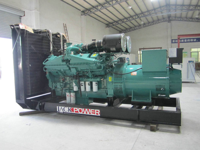 China Electronic Cummins Diesel Generators With Water Cooling, standby800KW, 3 phase,50HZ,open type factory
