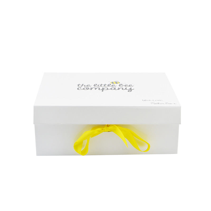 China Yellow Ribbon Closure White Hard Cardboard Gift Boxes 8cm Width factory