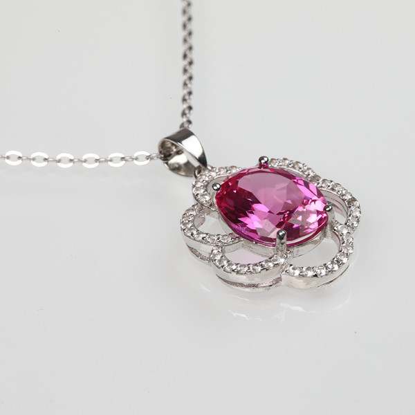 Quality 2040 Degree Sapphire Pendant Necklace for sale