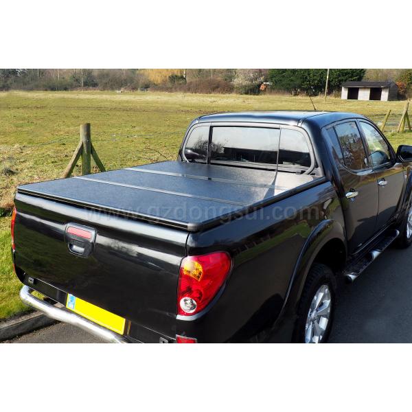 Quality OEM Manufacturer Wholesale Aluminum Tri Fold Truck Bed Cover 10 Minutes Easy Installation For Hilux Revo for sale