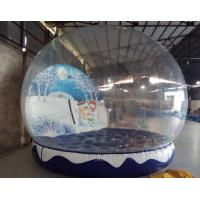 China Inflatable Christmas Snow Globe , PVC Tarpaulin Inflatable Christmas Ball for Outdoor for sale