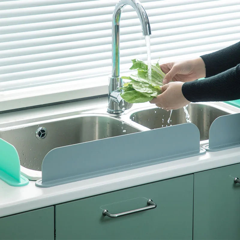 Quality Lightweight Silicone Sink Splash Guard , Reusable Kitchen Sink Backsplash Protector for sale