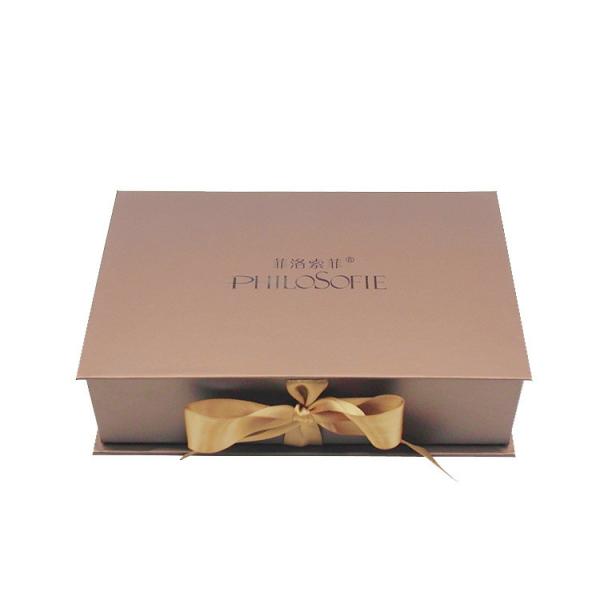Quality Recyclable Underwear Gift Box 1200gsm Gray Cardboard 157gsm Art Paper for sale