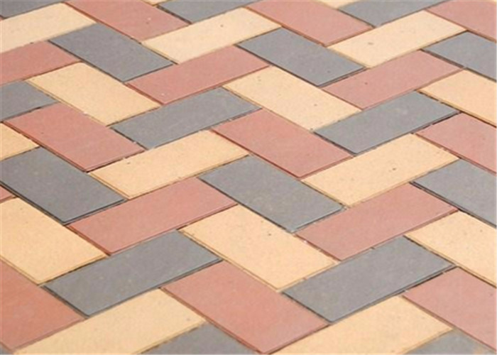 China Customized Red Clay Brick Pavers , Concrete Driveway Pavers Sintered / Extrusion factory