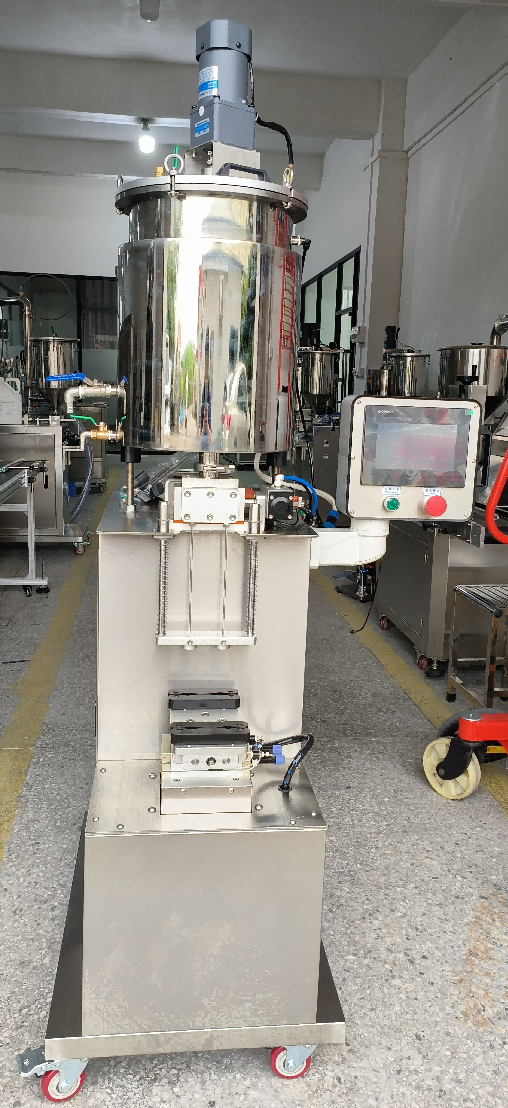 China Mascara Filling Machine Double Head Lip Gloss Quantitative Filling Machine factory