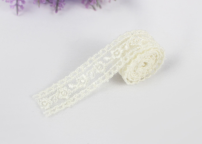 China Embroidered 100% Cotton Lace Trim By The Yard , Water Soluble Chemical Lace Ribbon factory