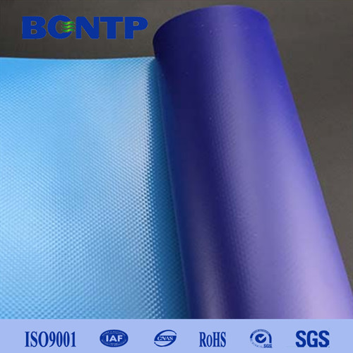 China 1000D 20x20 Inflatable PVC Tarpaulin For Swimming Pool Liner Cover factory