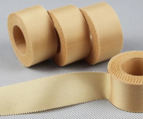 Quality 1.25cm×5y Medical Plaster Tape , Silk Adhesive Surgical Plaster Tape for sale