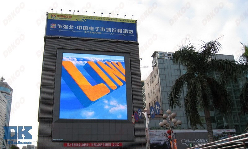China 20 Commercial Outdoor Full Color Led Display High Brightness With 48bit 24pcs factory