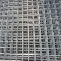 China Anti-Rust Galvanized Welded Wire Mesh Panels Welded Wire Farm Mesh Home Fence Panels factory