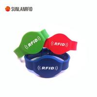 China Best selling waterproof customized silicone rfid wristband for events factory