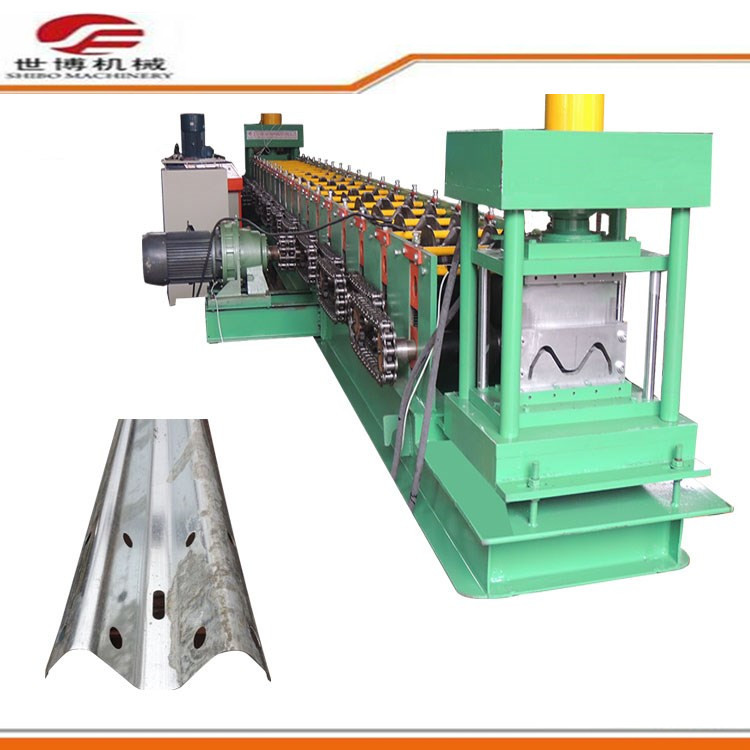 China Full Automatic Steel Highway Guardrail Roll Forming Machine 0-12m/Min Speed factory