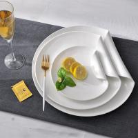 Quality Irregular Shape Glazed Ceramic Plate Set Sustainable Eco Friendly For Restaurant for sale