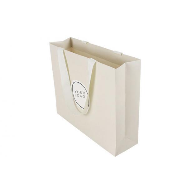 Quality Recyclable White Paper Carrier Bags Strong Bearing Capacity Any Logo Available for sale