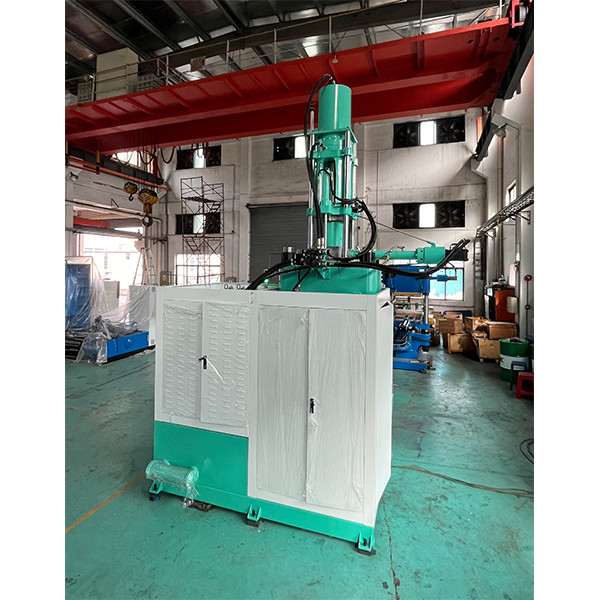 Quality 4000cc Vertical Hydraulic Rubber Injection Moulding Machine 400 Ton Vertical for sale