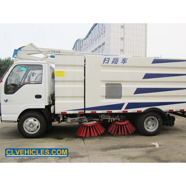 Quality Light Duty ISUZU Road Sweeper Truck 130hp clw Street Cleaning Truck for sale