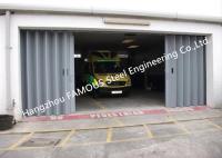 China External Folding Panel Doors Horizontally Folding Garage Doors With Custom Opennings factory