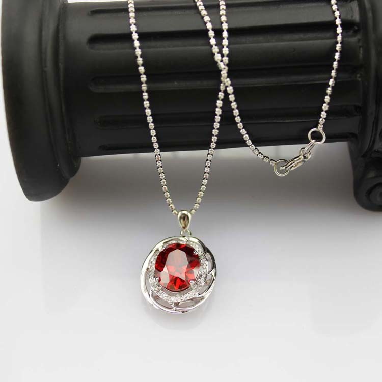 China Women Fashion  Oval Garnet Cubic Zirconia Pendant   925 Sterling Silver Jewelry (P21) factory