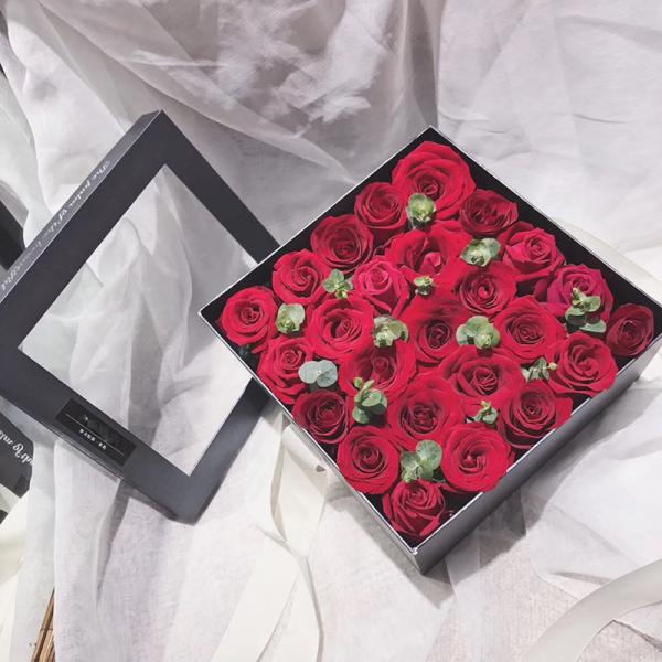 Quality Real Preserved Rose Rigid Paper Gift Box Round And Square Flower Box With Ribbon for sale