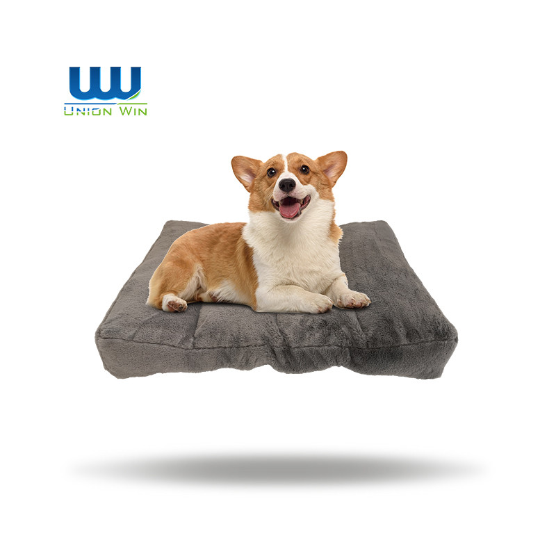 China Deluxe Plush Dog Crate Bed Anti Slip Bottom Pet Sleeping Mattress factory