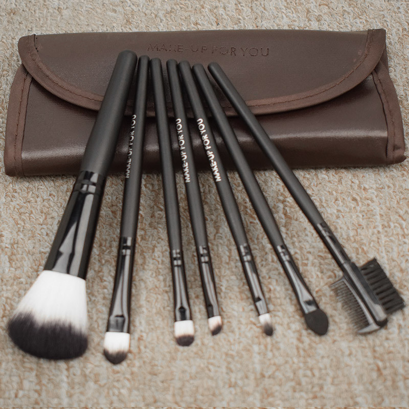 China Natural Goat Hair Makeup Brush Set Incredibly Soft Private Labels Accepted for sale