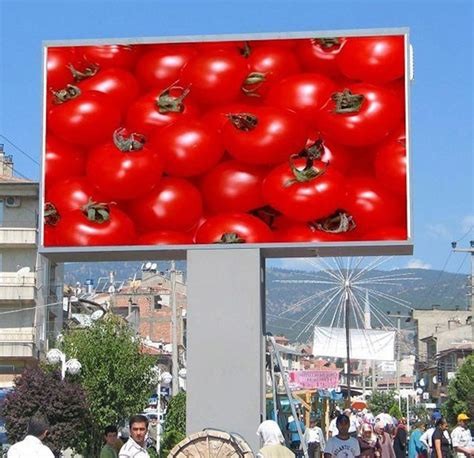 china Full Color RGB Advertising Led Display Screen P8 15625 Dots /㎡ Constant Drive