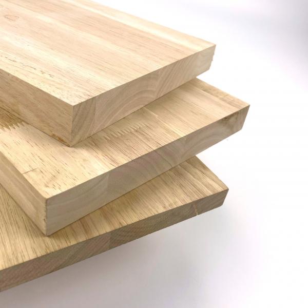 Quality FSC Smooth Rubber Wood Finger Joint Board Multipurpose Natural Color for sale