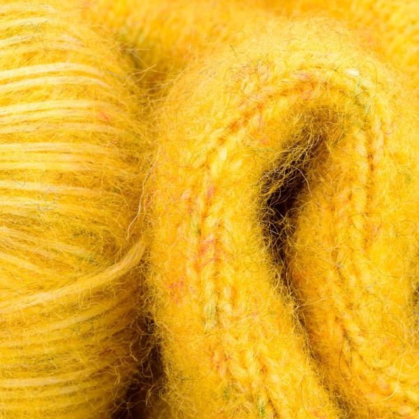 Quality Recycle Polyester GRS Wool Alpaca Yarn Acrylic Nylon Air Covered Yarns For Hand Knitting for sale