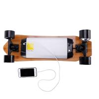 China Durable Custom Electric Skateboard , Brushless Motor Battery Charged Skateboard factory