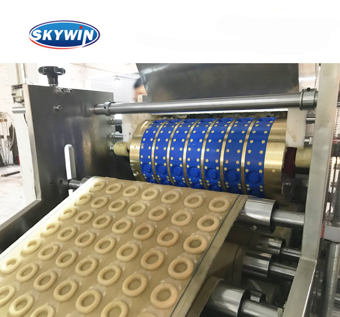 China SIEMESE PLC Control 120kgs/Hr Automatic Biscuits Making Machine factory