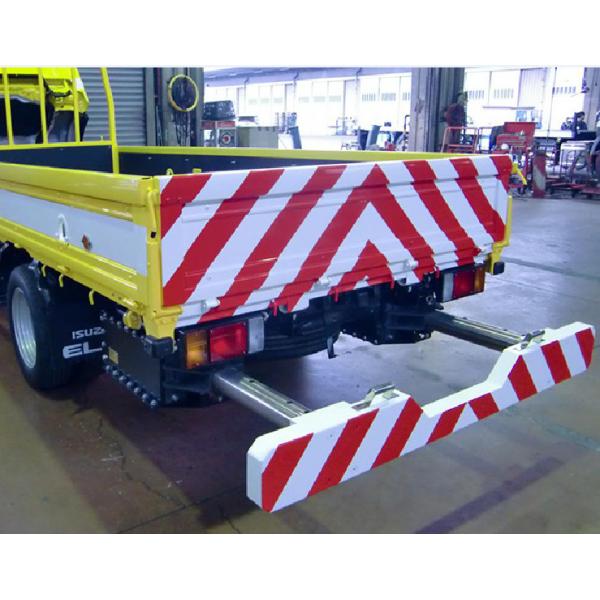 Quality Anti Rust Crash Cushion Attenuator Truck Mounted Attenuator for sale