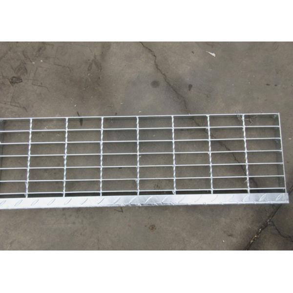 Quality Open Grate Stair Treads For Wet Decks Hot Dip Galvanized Feature for sale