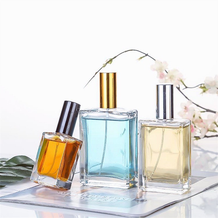 China 10ml 15ml Flat Square Perfume Oil Spray Bottle Luxury Glass Material factory