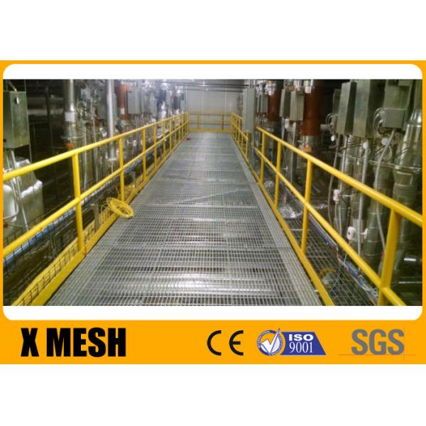 Quality Stainless Steel Serrated Welded Steel Grating Width 1000mm ASTM A1011 for sale