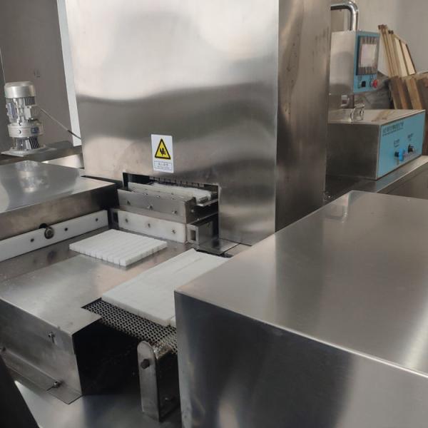 Quality Stainless Steel Wrapping Sugar Cube Making Machine PLC Control for sale