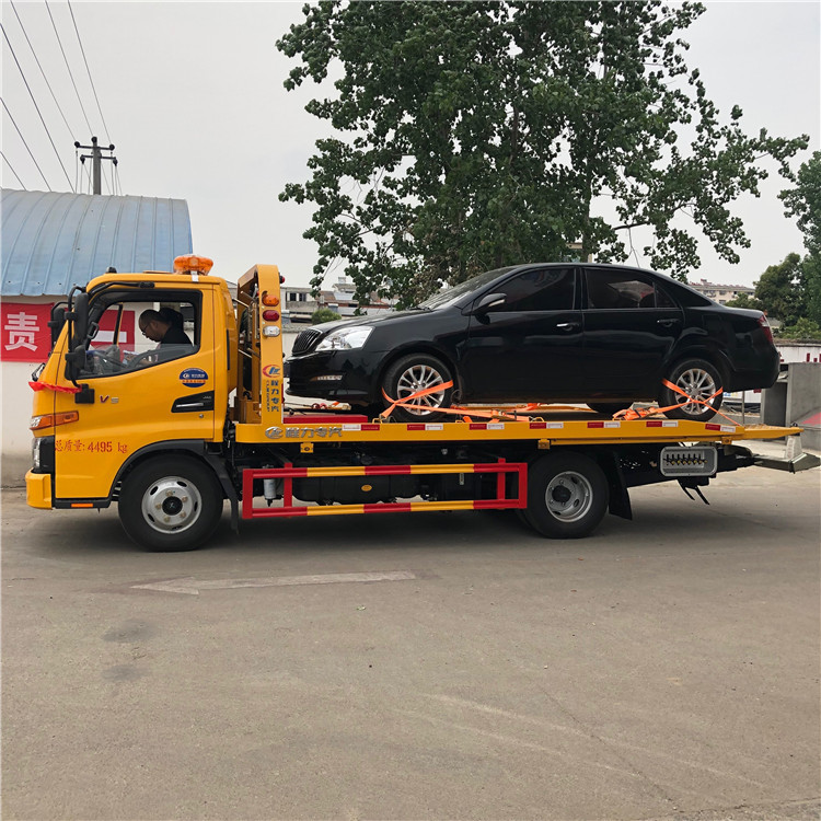 China JAC 4 Ton Towing Vehicles 100km/H , 156hp Emergency Recovery Truck factory