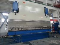 China 25mm Carbon Steel CNC Small Hydraulic Press Brake Machine Sheet Metal Bender factory