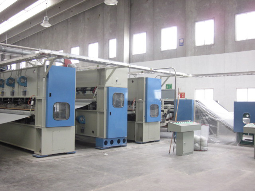 China Automatic Polypropylene Non Woven Fabric Making Machinery With High Speed factory