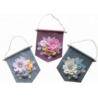 China Handmade Felt Wall Hanging Banner Decorative 9.5*9.5 Inch With Flower Decor factory