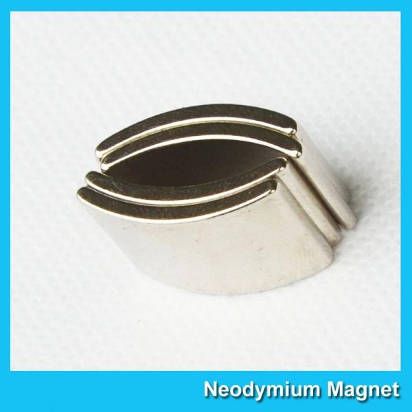 Quality Sintered Neodymium Arc Magnets Ndfeb Permanent Magnet High Strength for sale