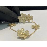 China 18K Gold Luxury Diamond Jewelry Van Cleef And Arpels VCA Frivole Bracelet 5 Flowers factory