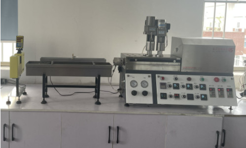 Quality 70rpm 0.55KW Lab Twin Screw Extruder For Single Fibre for sale