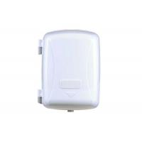 China Centre Pull Jumbo Roll Tissue Dispenser White Lockable For Bathroom Hand Wiping factory